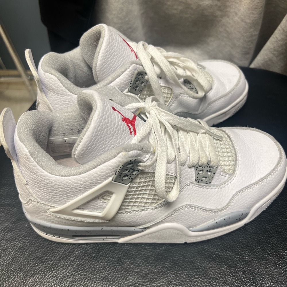 CT8527-100 Jordan 4 Retro white oreo (2021)